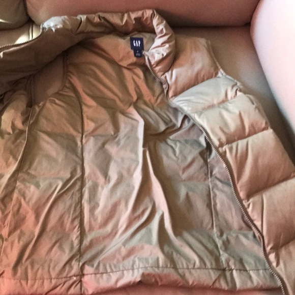 Vests - Picture 2 of 2